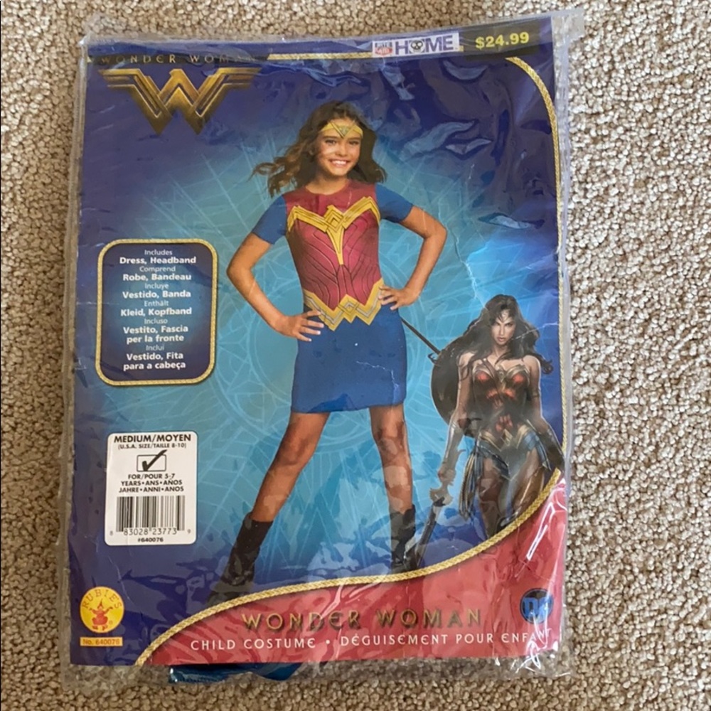 NWOT Wonder Woman kids costume